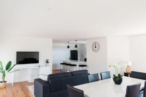 The Nest Beach Getaway, Torquay